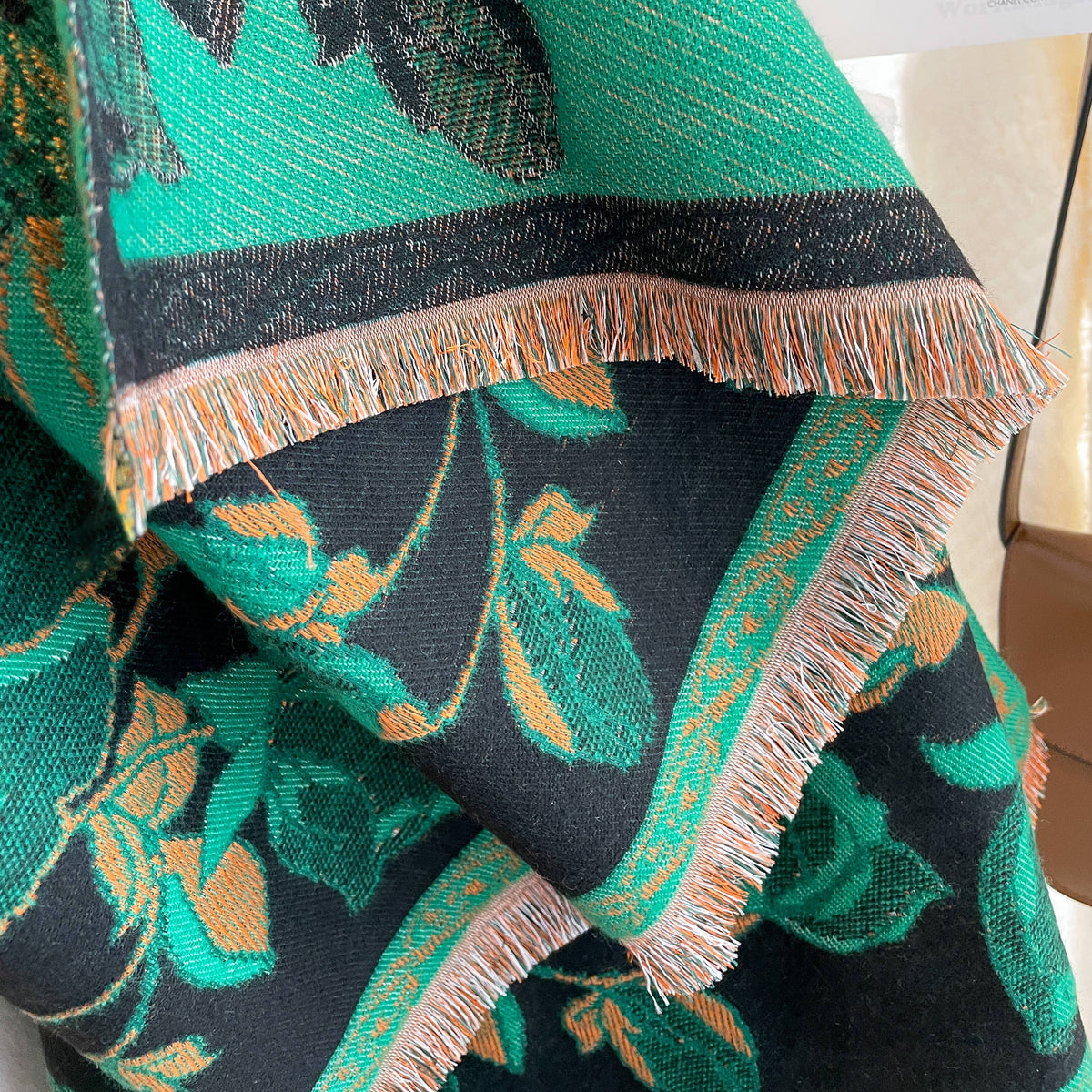 Green / Black Meadow Reversible Wrap