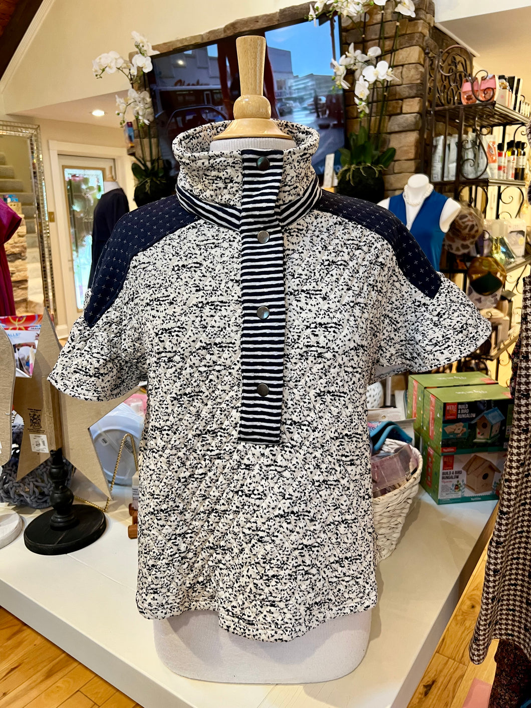 Navy Quarter Snap Quilted Top