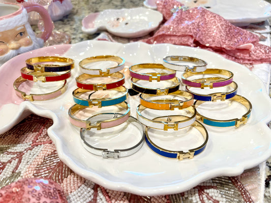“H” Enamel Bracelet