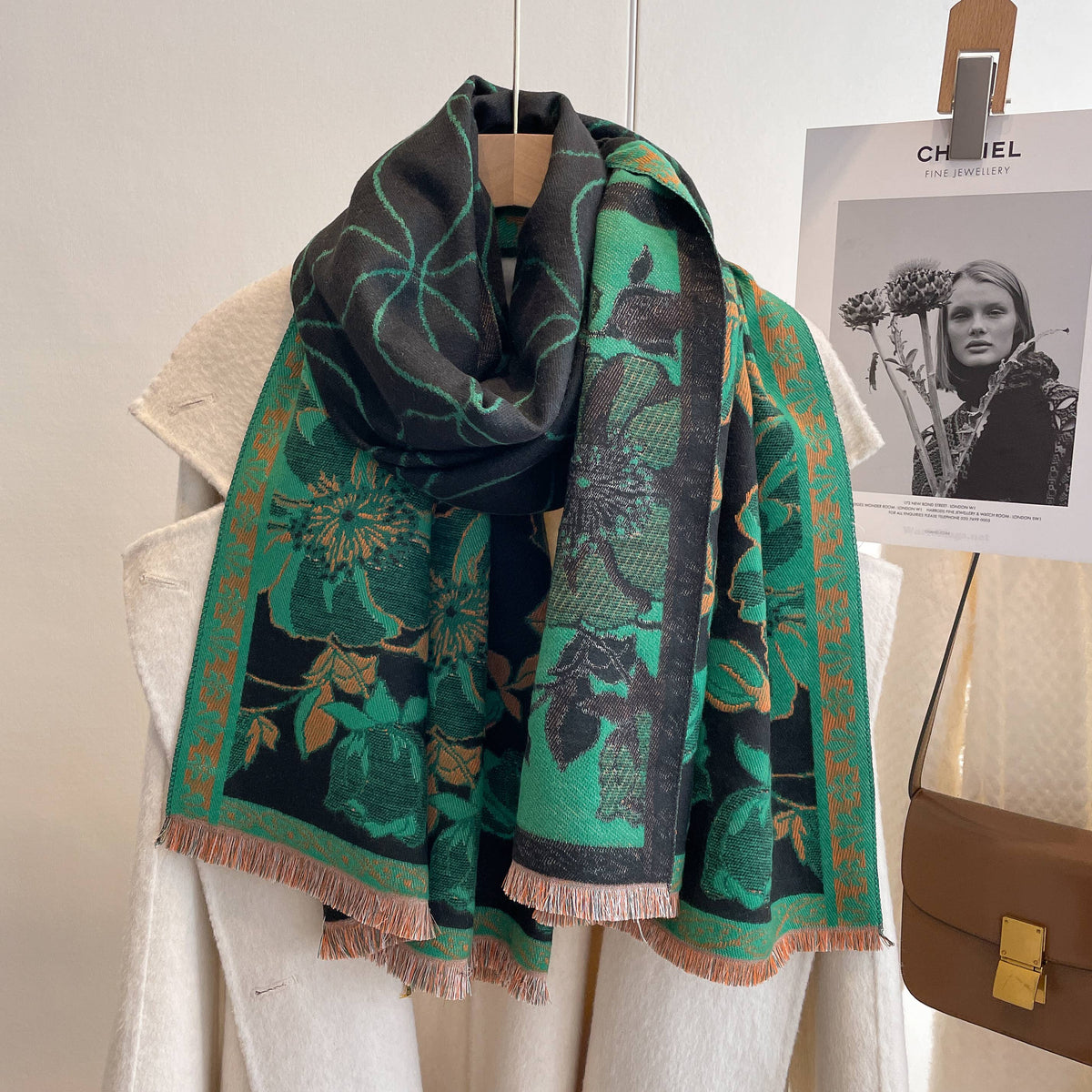 Green / Black Meadow Reversible Wrap