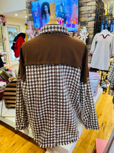 Load image into Gallery viewer, Brown Houndstooth Jacket

