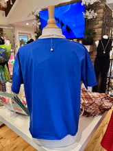 Load image into Gallery viewer, The Fourth Quarter Sequin Tee | Kentucky
