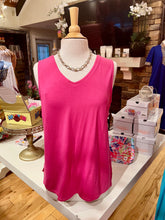Load image into Gallery viewer, Fuchsia Crepe Reversible Tank
