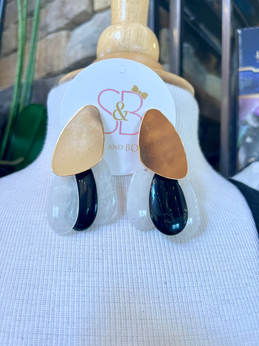 Black & White Multi Color Earring
