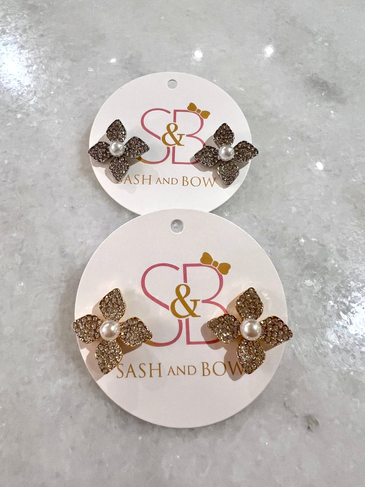 Rhinestone & Pearl Flower Earring
