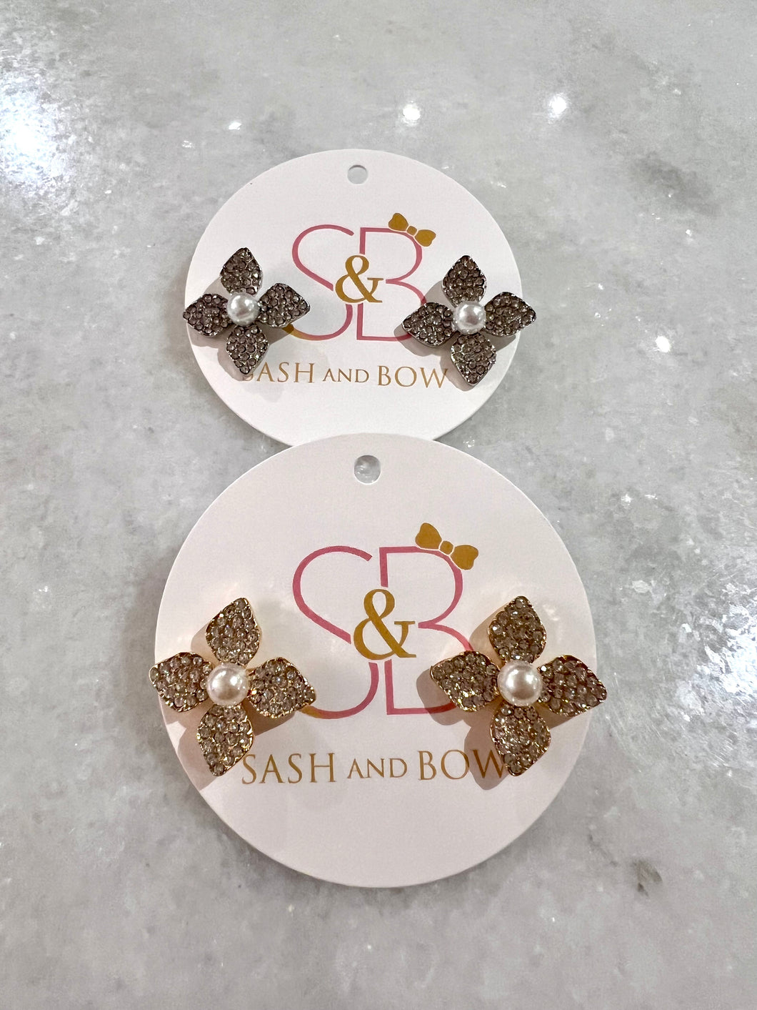Rhinestone & Pearl Flower Earring