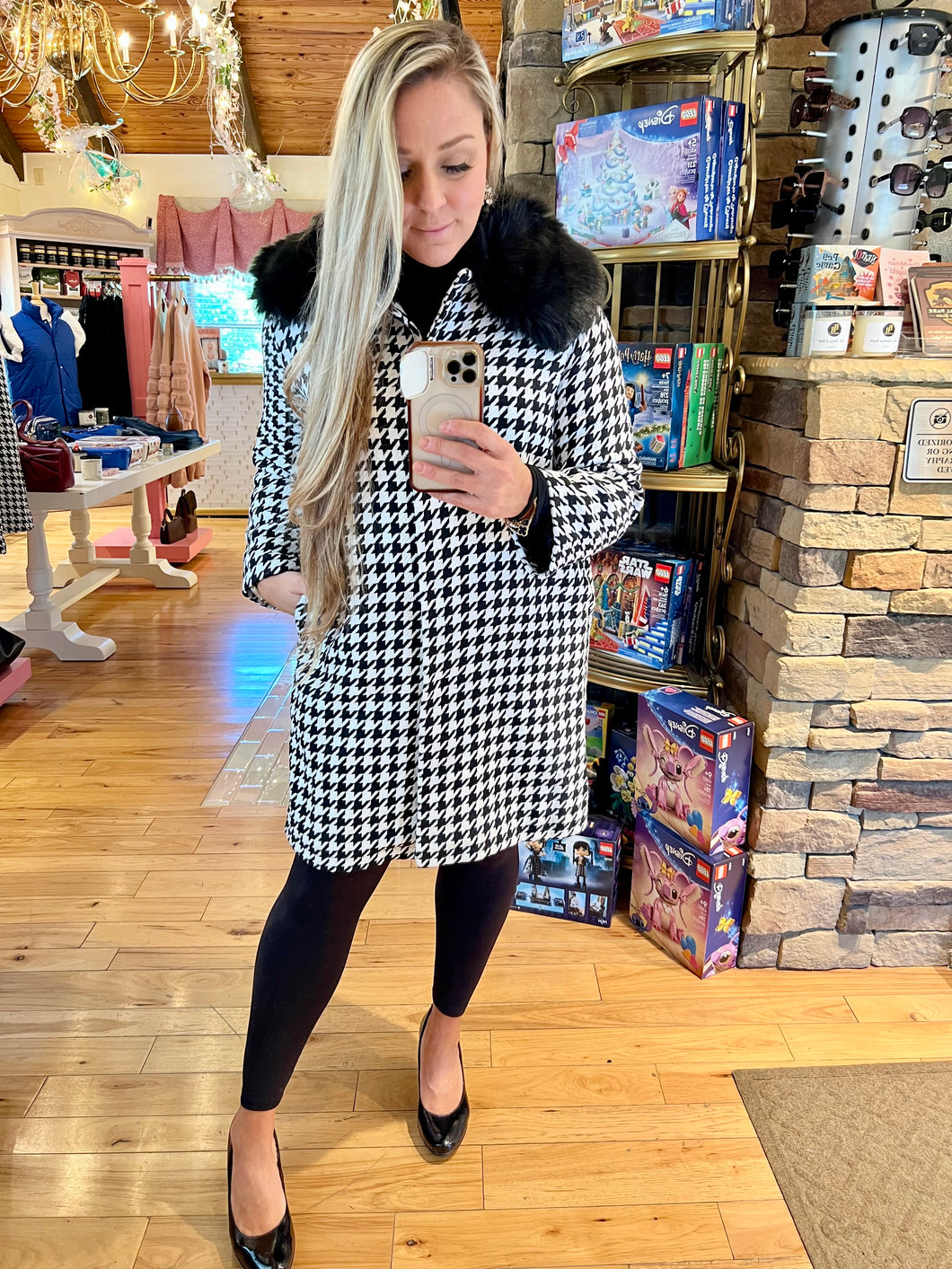 Houndstooth Jacket w/Faux Fur