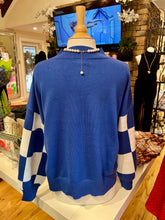 Load image into Gallery viewer, The Merit Mockneck Sweater | Kentucky

