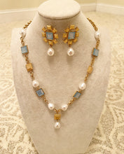 Load image into Gallery viewer, Gold &amp; Pearl Y Necklace Set
