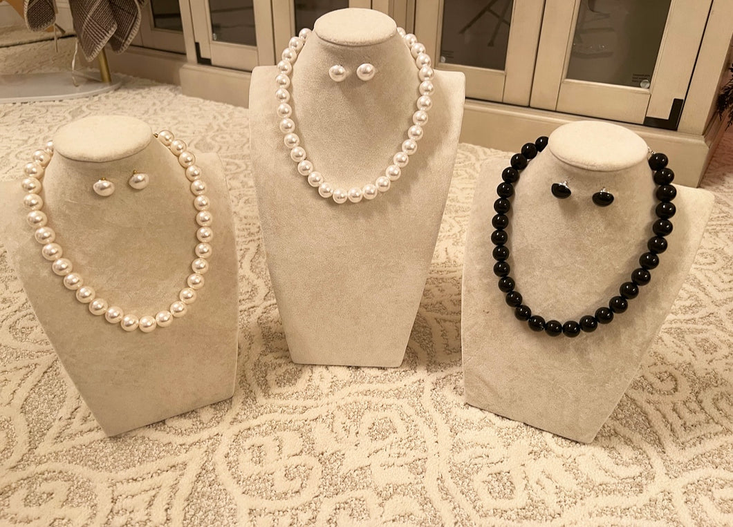 Single Strand Pearl Necklace Set