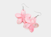 Load image into Gallery viewer, Mother of Pearl Flower Earrings
