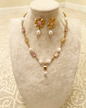 Load image into Gallery viewer, Gold &amp; Pearl Y Necklace Set
