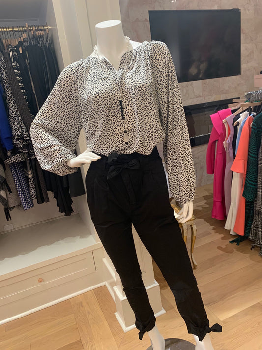 Black Pant w/Tied Detail