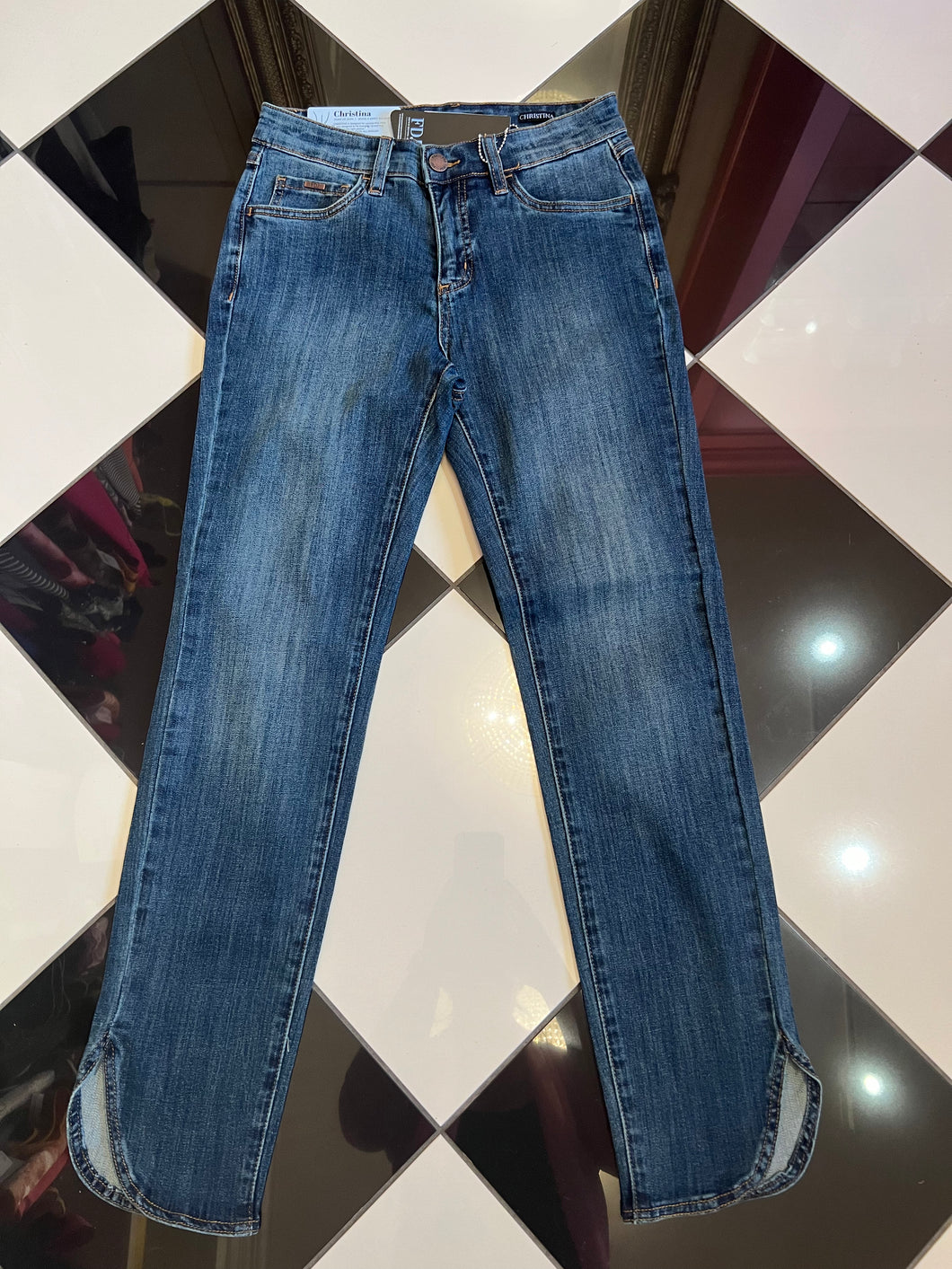 Vintage Wash Slim Ankle Denim