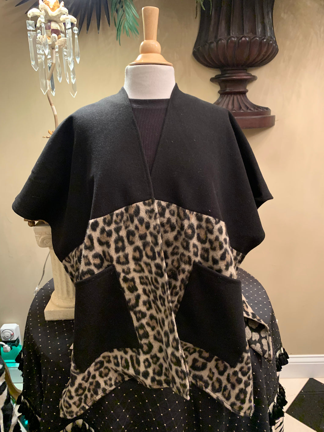 Black & Leopard Color Block Wrap