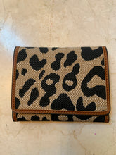 Load image into Gallery viewer, Leopard Print Wallet
