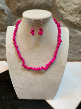 Load image into Gallery viewer, Beaded Necklace Set
