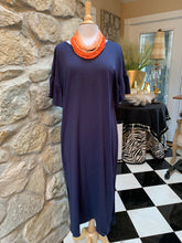 Load image into Gallery viewer, Navy Ruffle Sleeve Midi Dress
