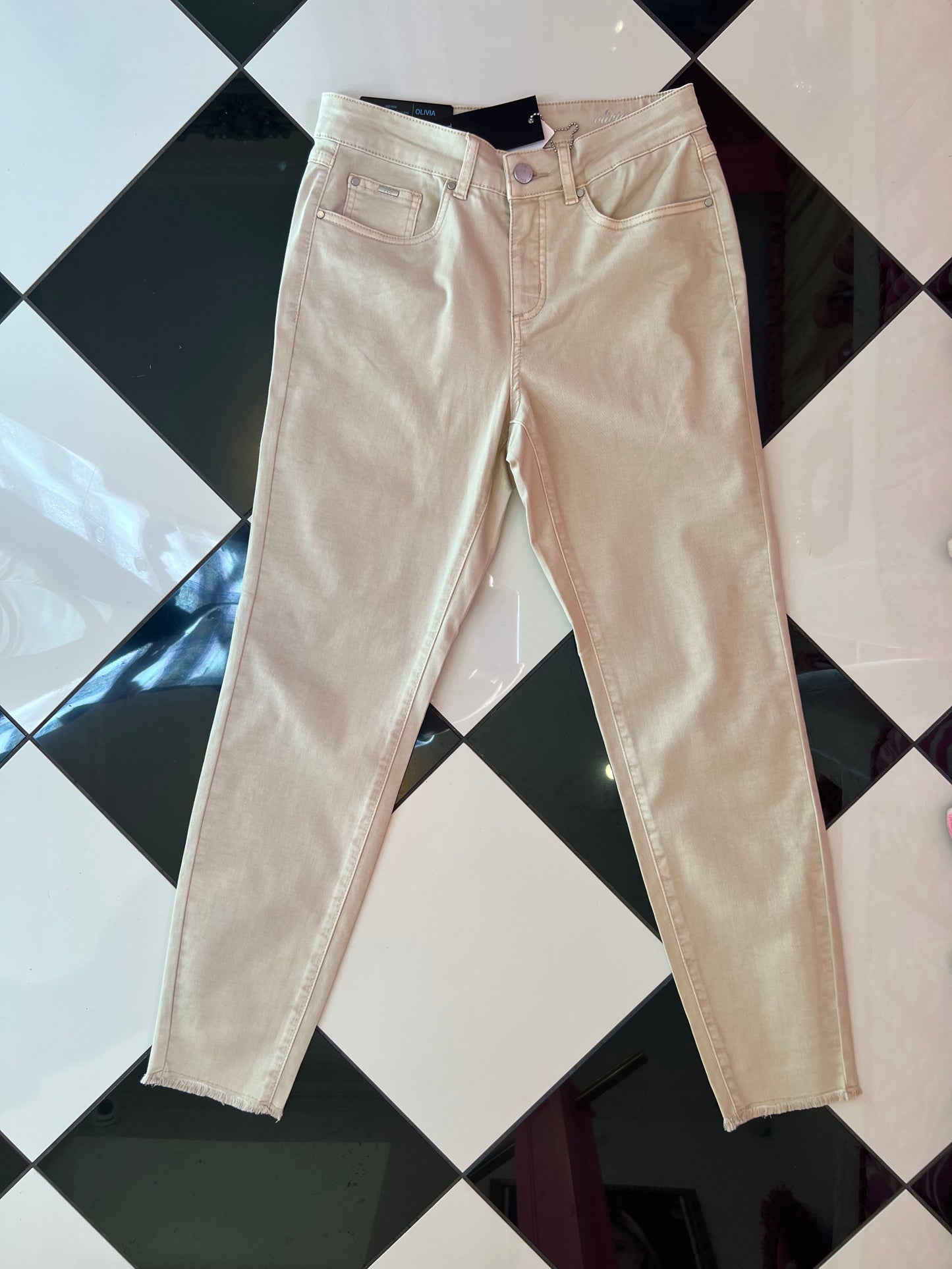 Oyster Slim Ankle Pant